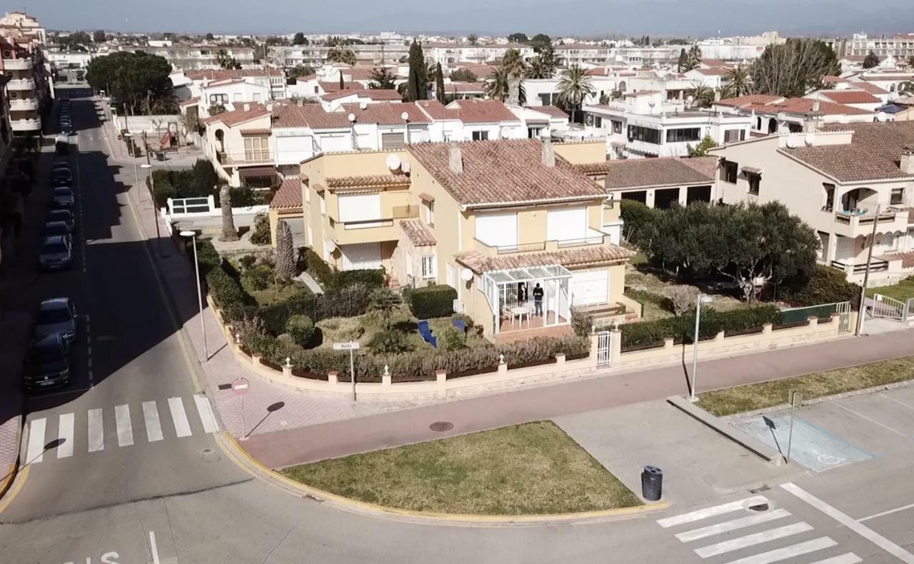 Apartament Amb Jardi A La Platja D'אמפוריבראבה מראה חיצוני תמונה